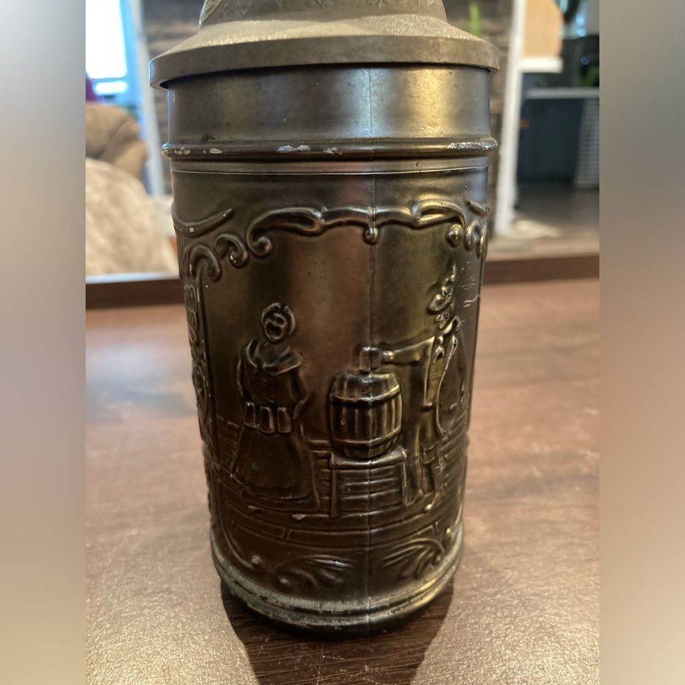 Vintage German Ein Prosit Der Gemutlichkeit Molded Glass Stein Plastic Lid - Picture 4 of 7
